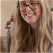 Prof à distance, donne des cours de soutien scolaire et/ou aide aux devoirs pour niveau primaire et collège